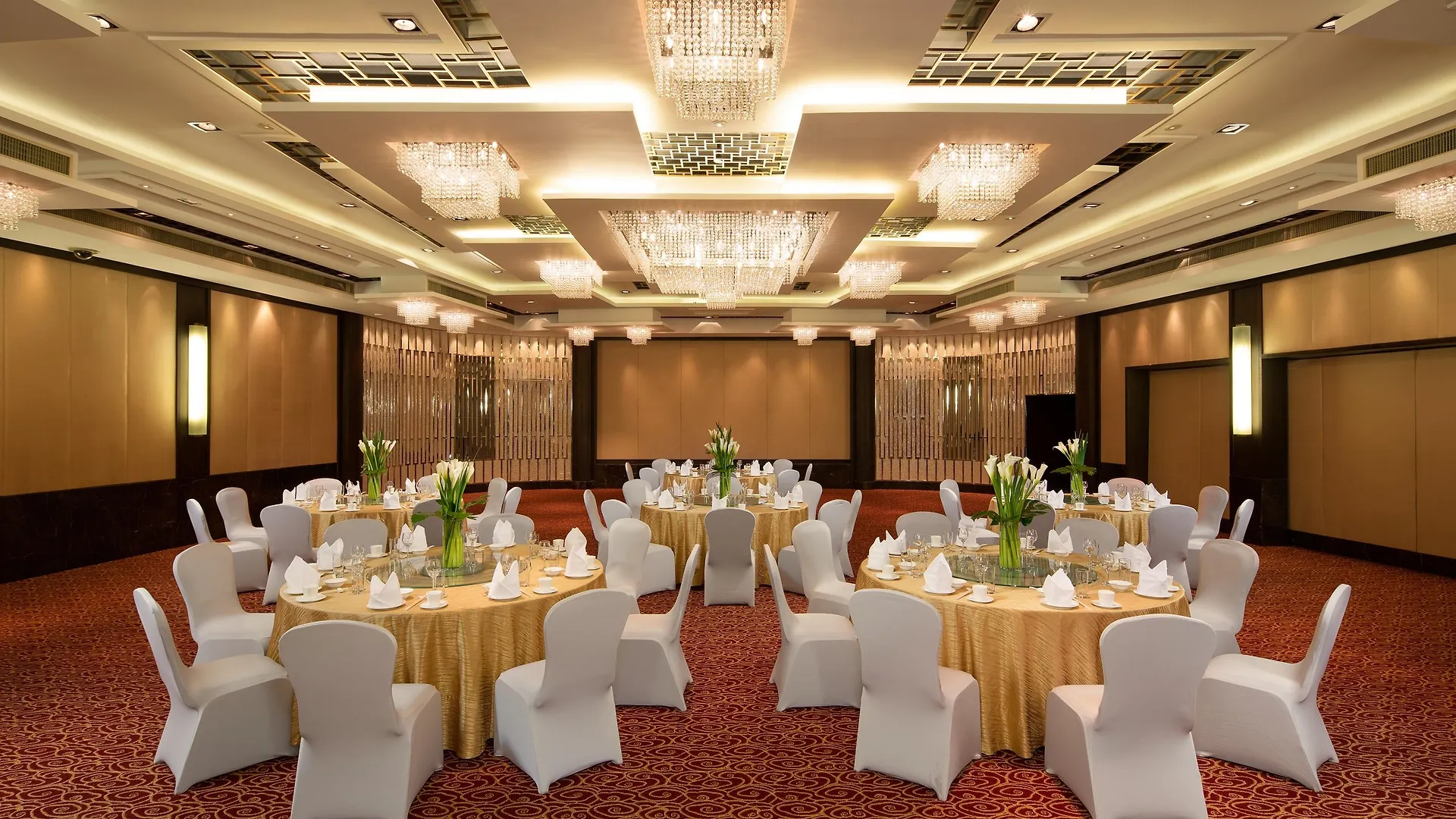 Hua Ting Hotel And Towers Shanghai